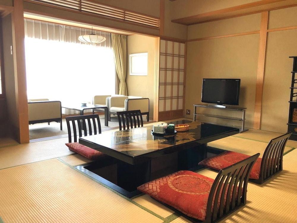 Atami Kinjokan Exterior photo
